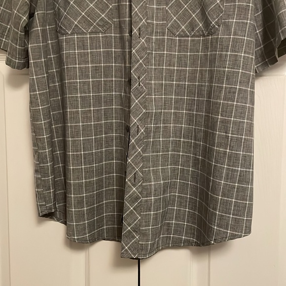 Orvis Shirt Mens XL Gray White Plaid Button Down Short Sleeve Fishing Casual. - Picture 10 of 10